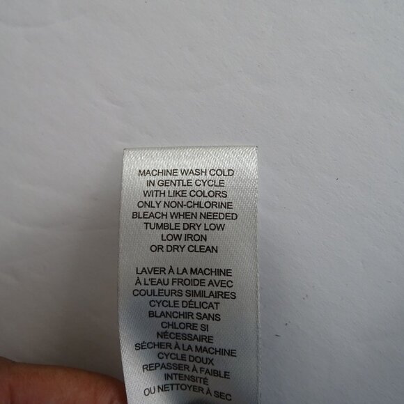 T Tahari Black Mock Neck Ruffle Sleeve High Neck Blouse Top Women Size L - Picture 7 of 9